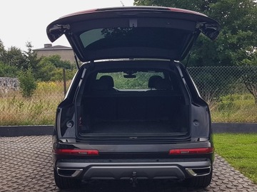Audi Q7 II SUV Facelifting  3.0 45 TDI 231KM 2022 AUDI Q7 S-LINE QUATTRO 3,0 TDI SZKLANY DACH 4x4 KRAJOWY I-WŁAŚCICIEL CZARNY, zdjęcie 4