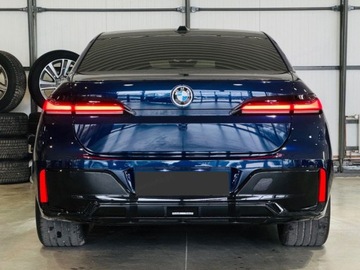 BMW Seria 7 G70 Sedan 3.0 40d 299KM 2025 BMW Seria 7 740d xDrive Sport Sedan 3.0 (299KM) 2025, zdjęcie 2