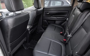 Mitsubishi Outlander III SUV 2.2 DOHC DI-D 150KM 2013 Mitsubishi Outlander 2.2DiD 150KM Full Skora Navi Camera Xenon Szyber Full, zdjęcie 25