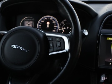 Jaguar F-Pace SUV 2.0 iD4 240KM 2017 Jaguar F-Pace 25d AWD, 237 KM, 4X4, Automat, zdjęcie 19