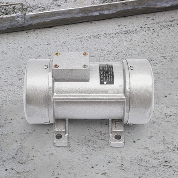 ВИБРАЦИОННЫЙ МОТОР 300КГ/Ф 550ВТ 2840ОБ/МИН 230В IP65