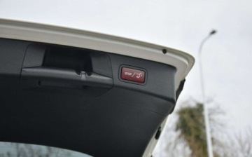 Mercedes Klasa C W205 2019 Mercedes-Benz Klasa C 2.0B AMG 265KM Navi Kamera Aktywne wydechy 123 TYS KM, zdjęcie 12