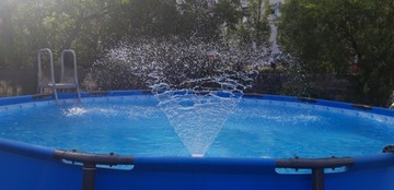 Фонтан для садовых бассейнов Bestway Intex Pool Water Spray