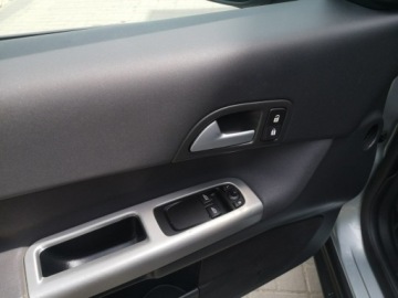 Volvo C30 Hatchback 3d 2.0 D 136KM 2008 Volvo C30 2.0D 136KM Klimatronic Elektryka, zdjęcie 10