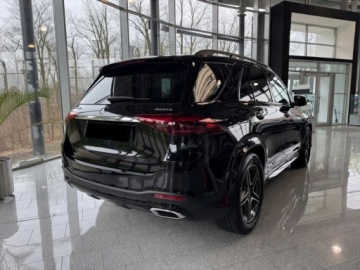 Mercedes GLE V167 SUV Facelifting 3.0 450d 367KM 2026 MERCEDES-BENZ GLE 450 d 4-Matic AMG Line 3.0 (367KM) 2026, zdjęcie 4