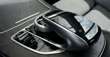 Mercedes Klasa E W213 Kombi 2.0 220d 194KM 2020 Mercedes-Benz Klasa E 4 Matic Automat Led Parktronic Kamera Navi Vir, zdjęcie 28