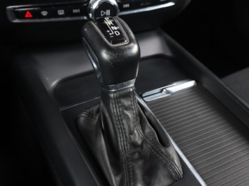 Volvo V60 II  Kombi 2.0 D3 150KM 2020 Volvo V60 D3 2.0, Automat, Navi, Klima, zdjęcie 19