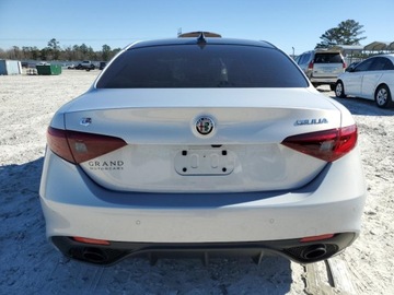 Alfa Romeo Giulia II Sedan Facelifting 2.0 Turbo 280KM 2021 Alfa Romeo Giulia TI 2021 2.0l 2.0 Benzyna 280KM, zdjęcie 2