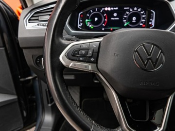 Volkswagen Tiguan II SUV Facelifting 1.5 TSI 150KM 2021 VOLKSWAGEN Tiguan 1.5 TSI Elegance DSG Suv 150KM 2021, zdjęcie 11