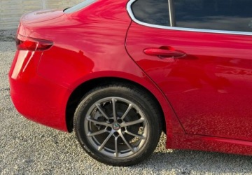 Alfa Romeo Giulia II Sedan 2.0 TBi 280KM 2018 Alfa Romeo Giulia Alfa Romeo Giulia 2.0 Turbo 16V AT8-Q4 Veloce 2.0 Benzyna, zdjęcie 22