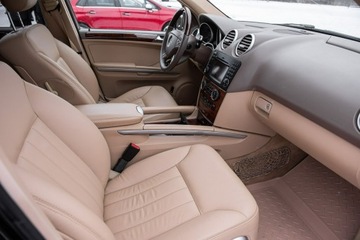 Mercedes Klasa M W164 Off-roader 3.0 V6 (320 CDI) 224KM 2007 Mercedes ML 320 AMG-Line ! 4 Matic Full Opcja !, zdjęcie 9