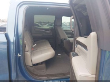 Chevrolet Silverado II 2024 Chevrolet Silverado 1500 Short Bed Lt Trail Boss 2024 5.3 Benzyna 355KM, zdjęcie 12