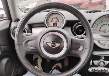 Mini One II 2009 MINI ONE 2009r, 1.4 Benzyna. Uszkodzony lewy przod. Jezdzi. 1.4 Benzyna, zdjęcie 10