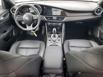 Alfa Romeo Giulia II Sedan Facelifting 2.0 Turbo 280KM 2022 Alfa Romeo Giulia Super 2022 2.0l 2.0 Benzyna 280KM, zdjęcie 8