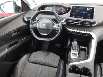 Peugeot 5008 II Crossover 1.6 BlueHDI 120KM 2018 Peugeot 5008 1.6 BlueHDi, Salon Polska, zdjęcie 6