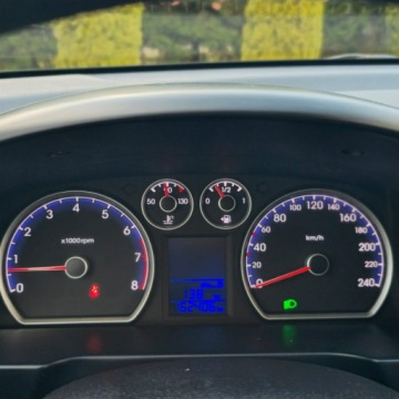 Hyundai i30 I CW Facelifting 1.4 DOHC 109KM 2011 Hyundai i30 1.4 Benzyna Blue Classic Manual 109KM, zdjęcie 28