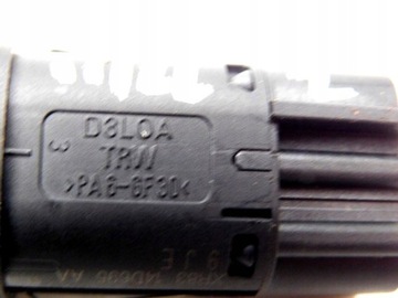 11/22 JAGUAR S-TYPE PŘEPÍNAČ PŘEDEHŘÁNÍ SEDADLA /2 XR8314D695AA