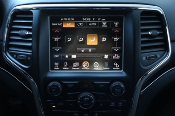 Jeep Grand Cherokee IV Terenowy Facelifting 3.0 V6 CRD 250KM 2015 Jeep Grand Cherokee 3.0 CRD, Salon Polska, 246 KM, zdjęcie 19