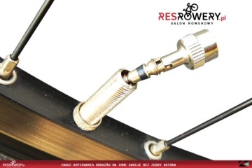 МЕТАЛЛИЧЕСКАЯ КРЫШКА С КЛЮЧОМ ДЛЯ КЛАПАНОВ AV