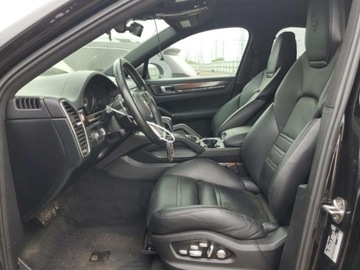 Porsche Cayenne III 2020 Porsche Cayenne 2020, 3.0L, 4x4, COUPE, od ubezpieczalni 3.0 Benzyna 335KM, zdjęcie 7