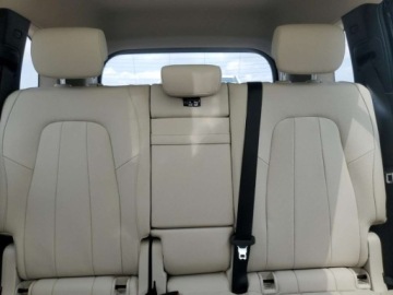 Mercedes GLB 2023 Mercedes-Benz GLB 2023 Mercedes-Benz GLB 250 2.0 Benzyna 221KM, zdjęcie 10