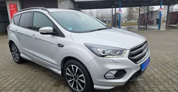 Ford Kuga II SUV Facelifting 2.0 TDCi 150KM 2018 Ford Kuga ST-line 2.0 150Ps. 4x4 Bezwypadek 2018 2.0 Diesel 150KM, zdjęcie 4
