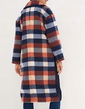 46 PŁASZCZ CIĄŻOWY W KRATKĘ trp