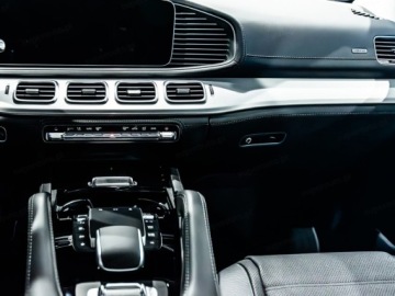 Mercedes GLE V167 SUV Facelifting 3.0 450d 367KM 2024 MERCEDES-BENZ GLE 450 d 4-Matic AMG Line 3.0 (367KM) 2024, zdjęcie 8