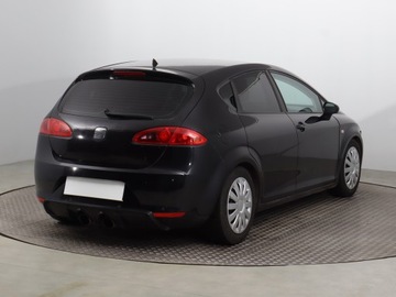 Seat Leon II 2.0 FSI 150KM 2005 Seat Leon 2.0 FSI, Klima, Klimatronic, El. szyby, zdjęcie 4