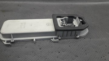 Вставка заднего правого фонаря Renault Clio II лифт