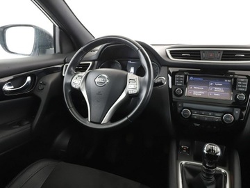 Nissan Qashqai II Crossover 1.2 DIG-T 115KM 2016 Nissan Qashqai navi klima auto półskóra, zdjęcie 15