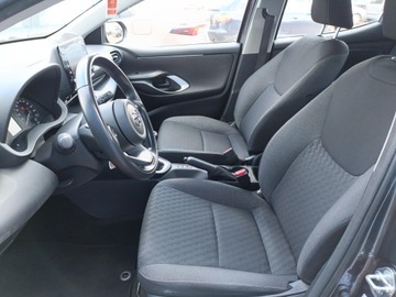 Toyota Yaris IV Hatchback 1.5 Dynamic Force 125KM 2023 Toyota Yaris 1,5-Dual-VVT-iE IV (2020-) 1.5VVT-i 1, zdjęcie 10