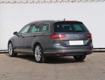 Volkswagen Passat B8 Variant 2.0 TDI BlueMotion SCR 150KM 2017 VW Passat 2.0 TDI, Salon Polska, 1. Właściciel, zdjęcie 3
