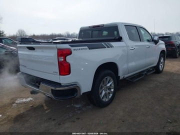 Chevrolet Silverado II 2022 Chevrolet Silverado 1500 LTD Short Bed LTZ 2022 5.3 Benzyna 355KM, zdjęcie 5