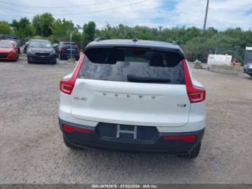 Volvo XC40 2021 Volvo XC 40 2021r, T5 R-Design, 2.0L, 4x4 2.0 Benzyna 248KM, zdjęcie 7