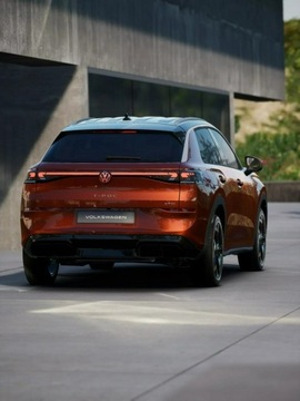 Volkswagen T-Roc I SUV Facelifting 1.5 TSI ACT 150KM 2026 Volkswagen T-Roc R-Line 1.5 eTSI 150 KM DSG Zamów, zdjęcie 11