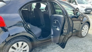 Kia Rio III Hatchback 3d 1.4 DOHC CVVT 109KM 2014 Kia Rio Benzyna Zarejestrowany Ubezpieczony, zdjęcie 19