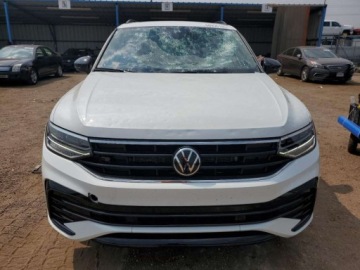 Volkswagen Tiguan III 2024 Volkswagen Tiguan Se R-Line Black 2024 2.0 Benzyna 184KM, zdjęcie 5
