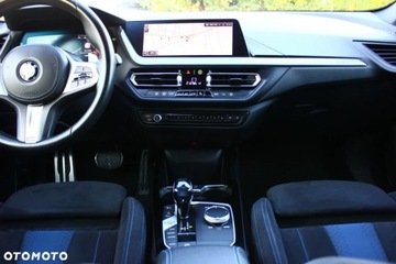 BMW Seria 2 F22-F23-F45-F46 Coupe Facelifting 218d 150KM 2021 BMW Seria 2 BMW Seria 2 218d M Sport sport 2.0 Diesel 150KM, zdjęcie 35