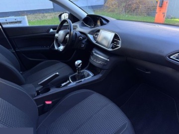 Peugeot 308 II SW Facelifting 1.2 PureTech 130KM 2019 Peugeot 308 1.2 PureTech 130 GPF Stop &amp; Start Active Business-Paket 2019r, zdjęcie 7