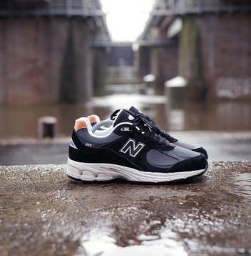 Buty New Balance M2002REB