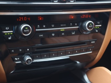 BMW X6 F16 Crossover xDrive30d 258KM 2017 BMW X6 xDrive30d, Salon Polska, 254 KM, 4X4, zdjęcie 15