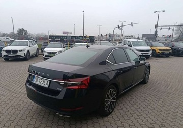 Skoda Superb III Liftback Facelifting 2.0 TSI 272KM 2019 Skoda Superb Pierwszy wlasciciel. Salon Polska 2.0 Benzyna 272KM, zdjęcie 3