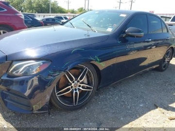 Mercedes Klasa E W213 2019 Mercedes-Benz Klasa E 2019 Mercedes-Benz E-Class E 300 RWD Sedan 2.0 241KM, zdjęcie 7