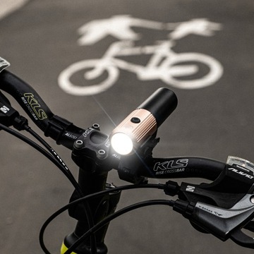 LAMPKA ROWEROWA ZESTAW NA PRZÓD I TYŁ LED OŚWIETELNIE ROWEROWE USB-C VAYOX