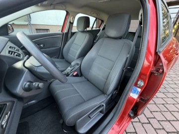 Renault Megane III Hatchback Facelifting 2013 1.6 16V 110KM 2015 Renault Megane TYLKO 154tyśkm 1WŁAŚCICIEL 2015R 1.6 Zwykła Benzyna! 6BIEGÓW, zdjęcie 26