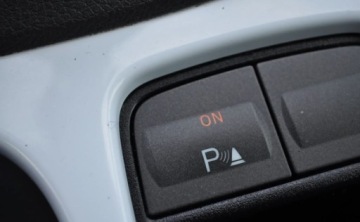 Ford Kuga I 2.0 Duratorq TDCi 140KM 2011 Ford Kuga 2.0 TDCI INDIVIDUAL 4x4 Skora Grz. fotele 2.0 Diesel 140KM, zdjęcie 32