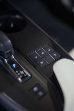 Lexus UX 2024 Lexus UX 300h F Sport 2.0 Hybryda 152KM, zdjęcie 21