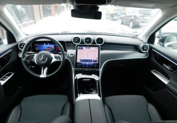 Mercedes GLC C254/X254 Coupe 2.0 200 204KM 2024 Mercedes-Benz GLC Gwarancja A.S.O Stan Nowy Faktura VAT 23 2.0 Benzyna, zdjęcie 5