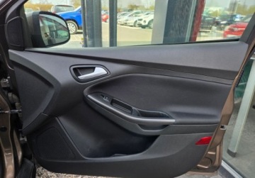 Ford Focus III Sedan Facelifting 1.0 EcoBoost 125KM 2017 Ford Focus 1.0benz 125KM 6b Led Tempomat Grz.Szybafotele PDC Salon Polska, zdjęcie 16